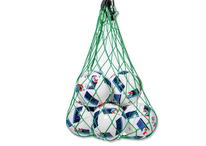 Green Ball carier net with 6 soccer balls inside, 100 mm mesh, detail picture