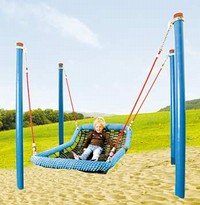Behindertengerechtes Spielgerät