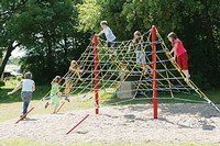 Tent made of climbing nets