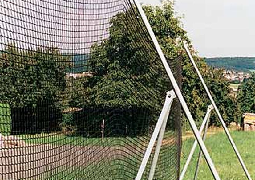 tripod frame for nets, equipment, anti litter net