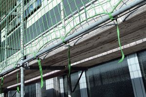 Brick Guardrail Net in green