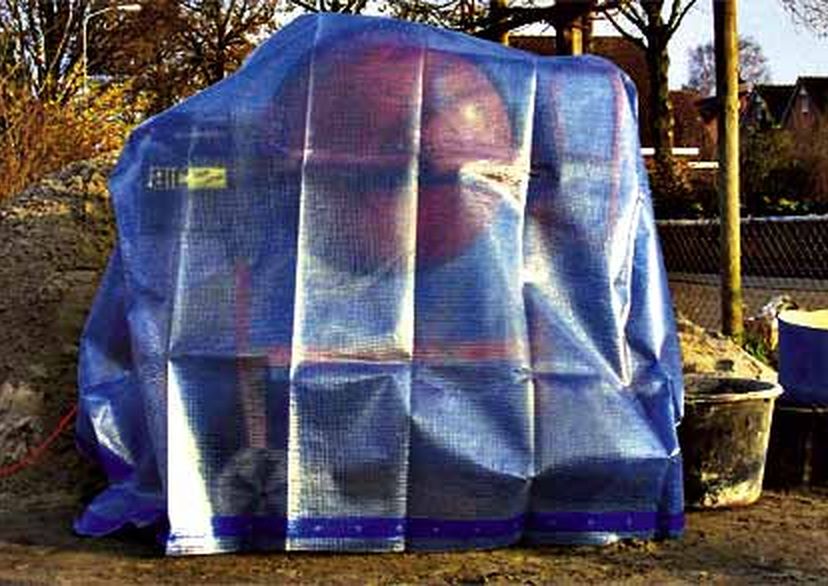 Tarpaulin panel made of polypropylene