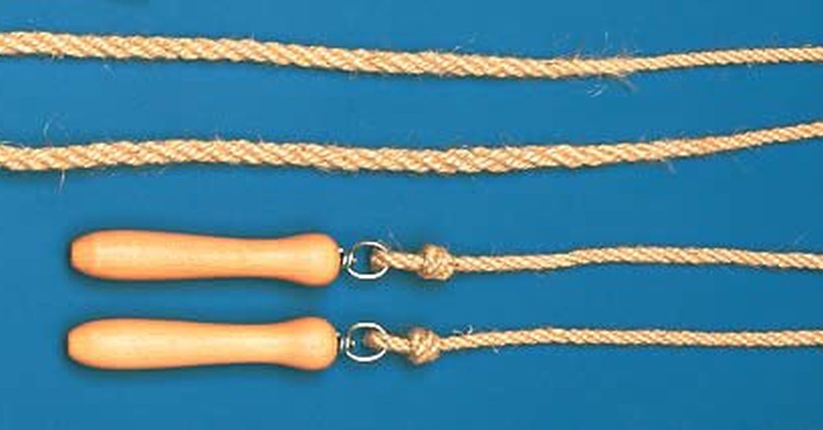 Huck With Rope Skipping rope, 2.80 m long with wooden handles - Huck