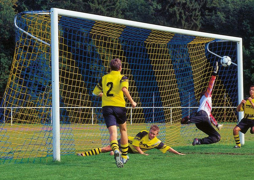 Goal net made of polypropylene