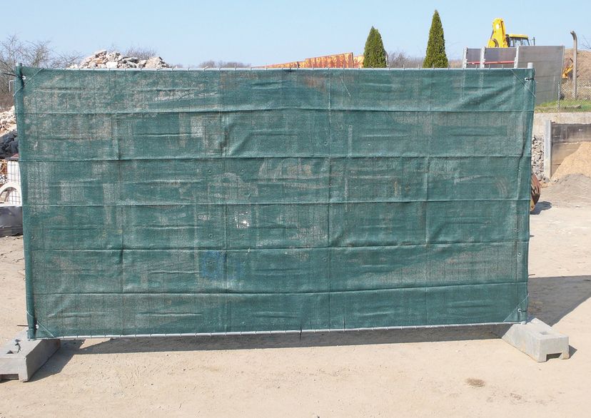 fence made of polyethylene