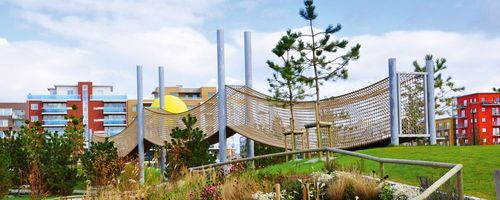 40 Metre Tunnel Spans the City’s New Park
