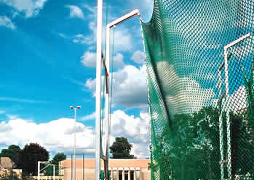 Hammer throwing safety net for frames made of Polypropylen